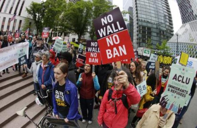 US judges ask if travel ban is anti-Muslim