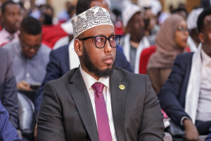 Ergayga Madaxweynaha ee la dagaalanka fikirka xagjirka oo si adag u beeniyeey Wararka Sheegaya Wada-hadalka Dowladda iyo Al-Shabaab