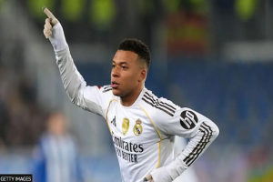 Real Madrid recorded a much-needed win with victory at Alaves in La Liga